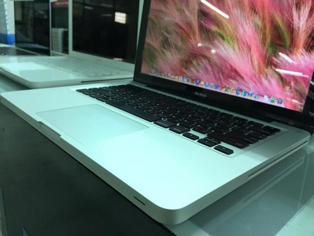 ขาย Macbook Aluminum 13-inch สภาพนางฟ้า